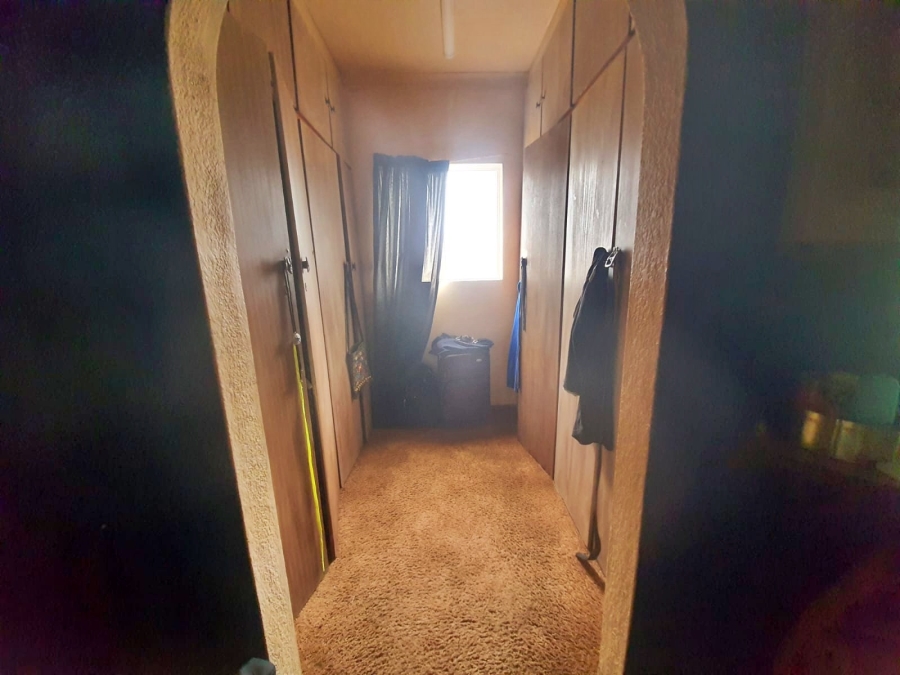 4 Bedroom Property for Sale in Miederpark North West